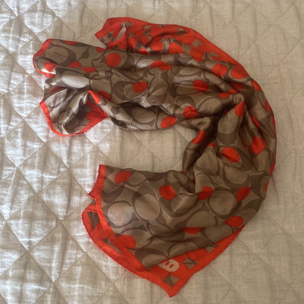 Small Square Scarf - Picture 5 of 5